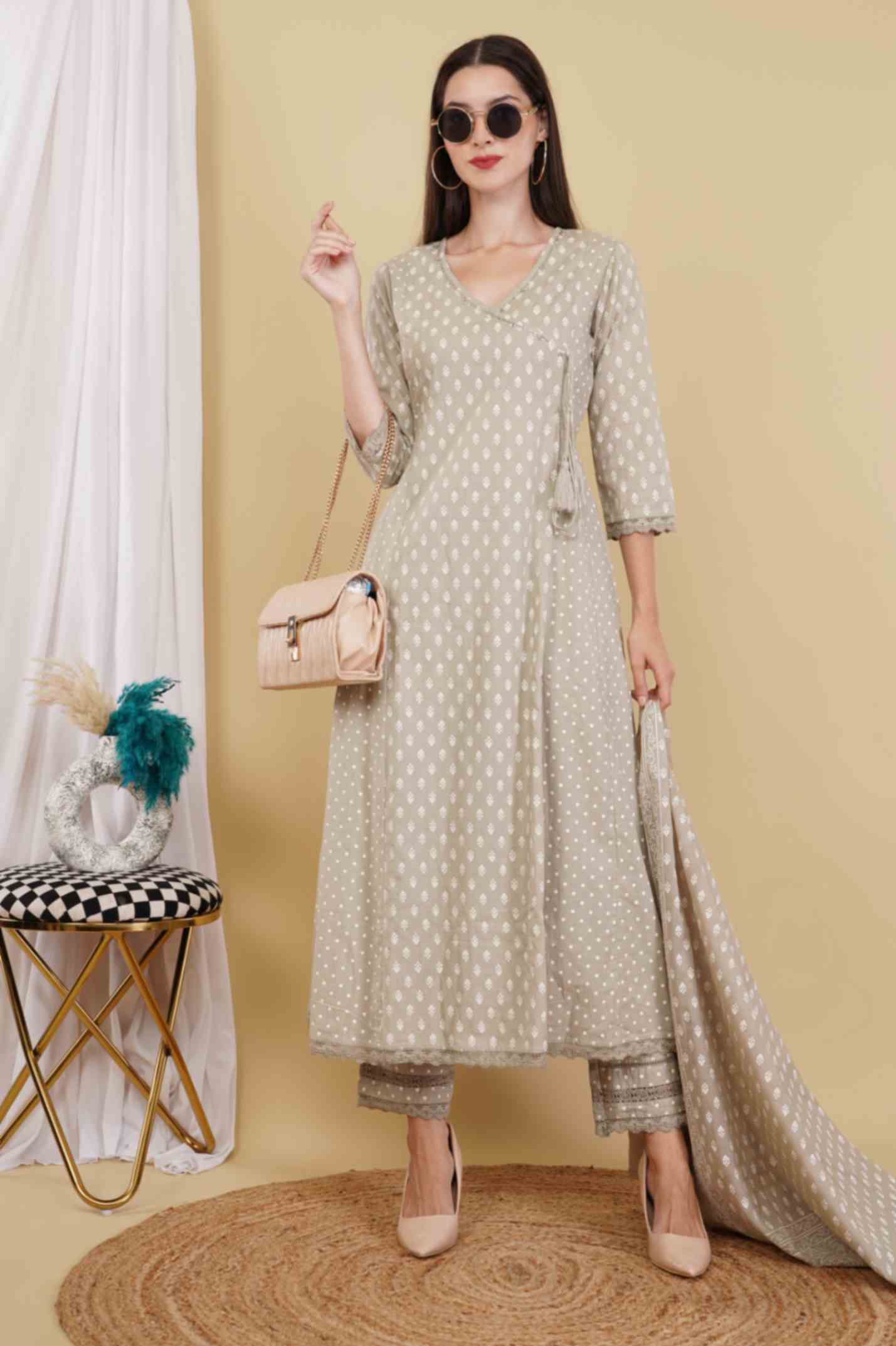 Trendy Women’s Clothing